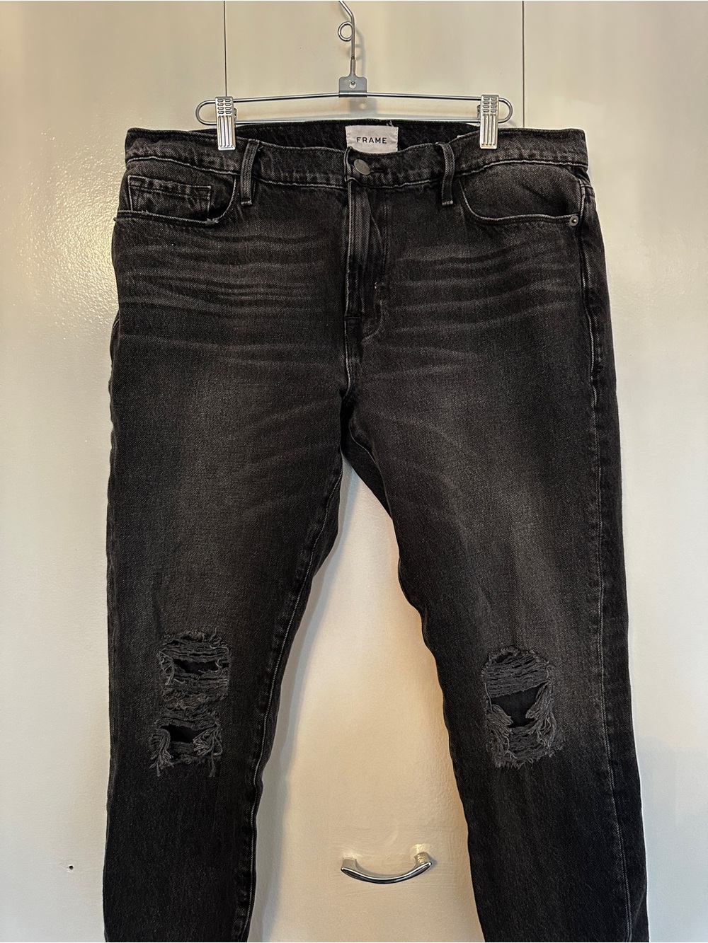 Frame Denim Cropped Black Distressed Women’s Jeans